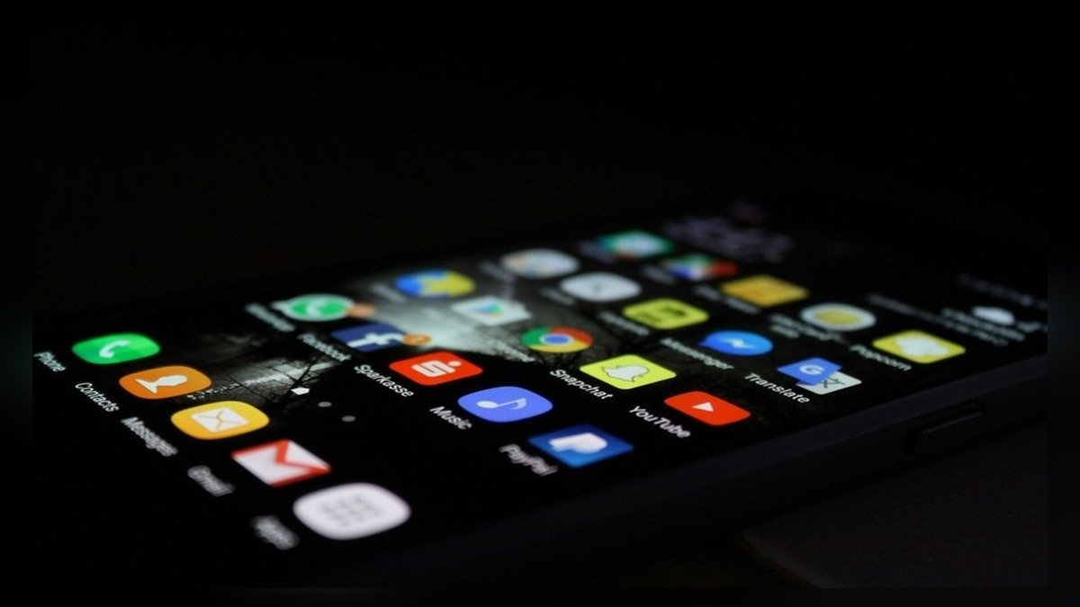 Estudo analisa 17.260 apps Android sobre suspeita de escuta
