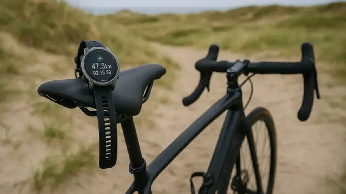 Melhores smartwatches para ciclismo até R$ 1.500 em 2026